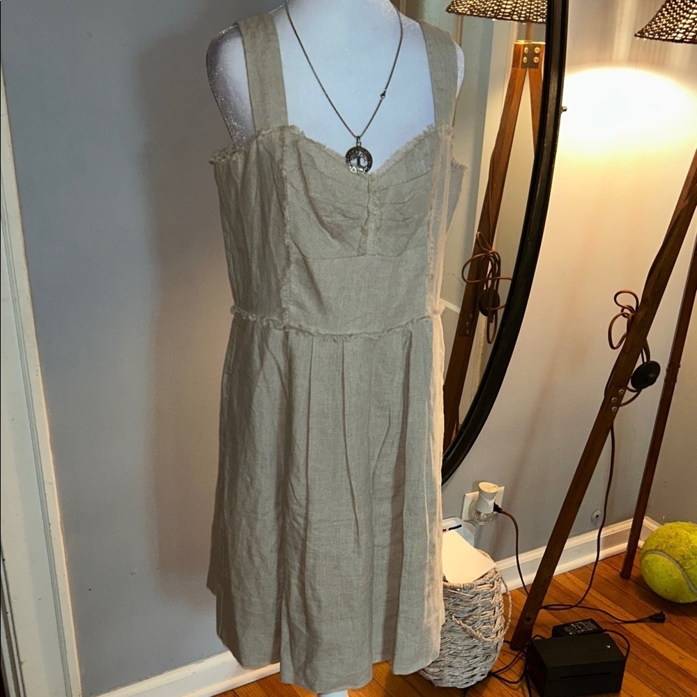 Donna Ricco Beige Midi Dress